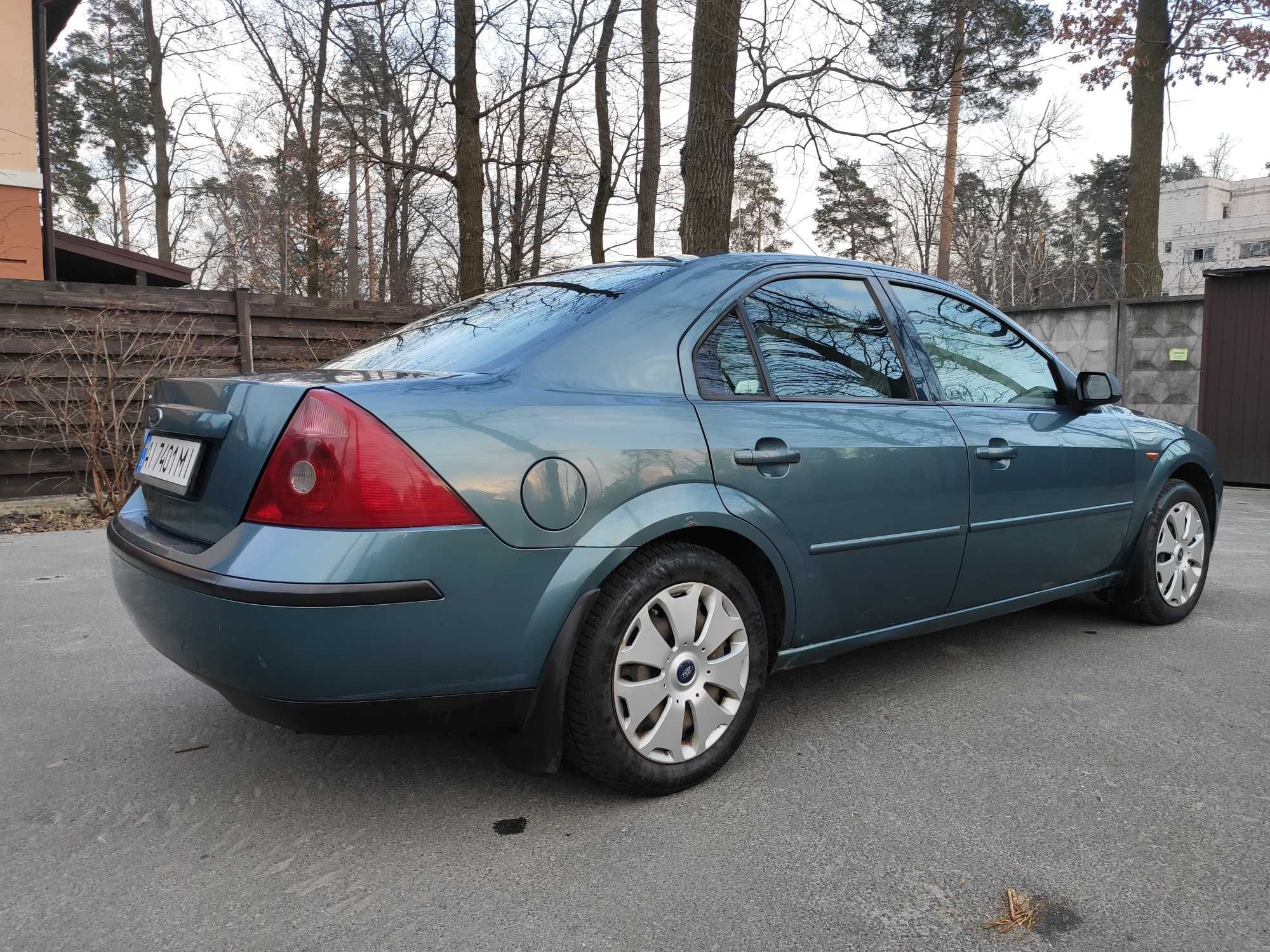 Ford Mondeo 1.8 Газ/Бензин 2002 год выпуска.