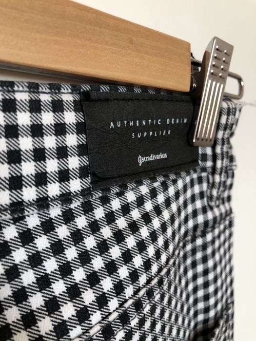 Calças skinny aos quadrados Stradivarius 36