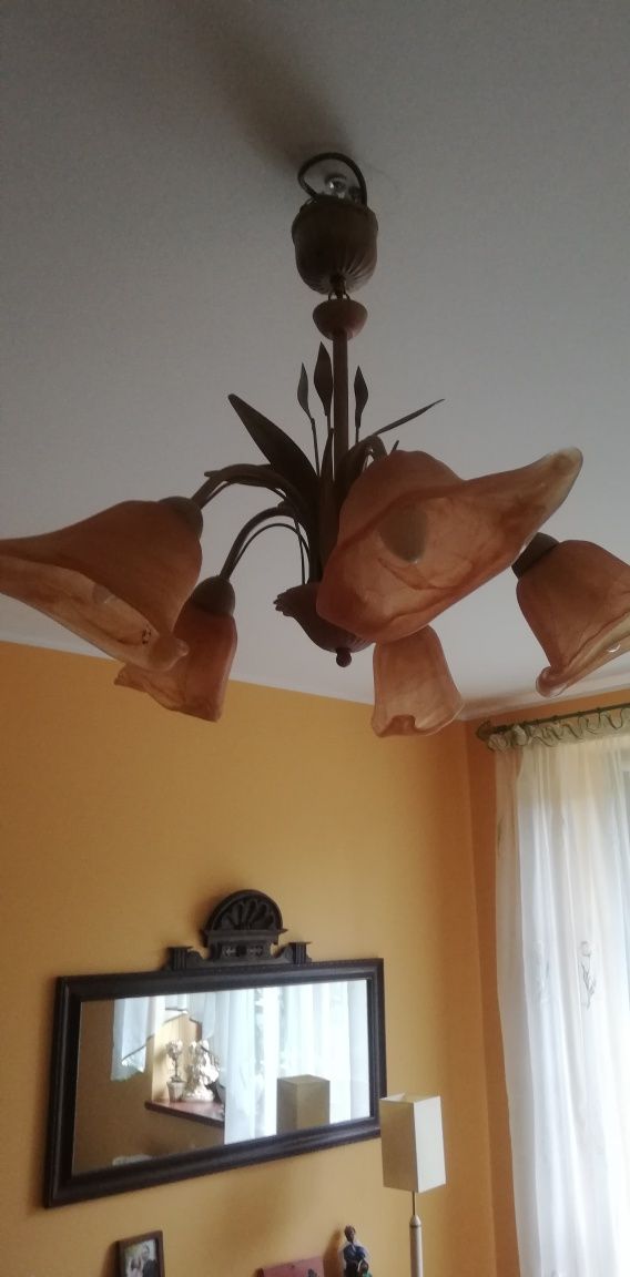 Żyrandol, lampa sufitowa
