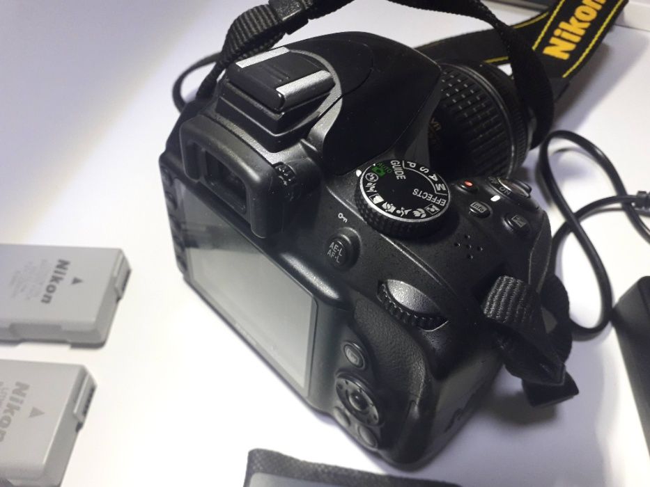 Nikon D3300 + nikon dx af-s nikkor 18-55mm 1 3.5-5.6g +