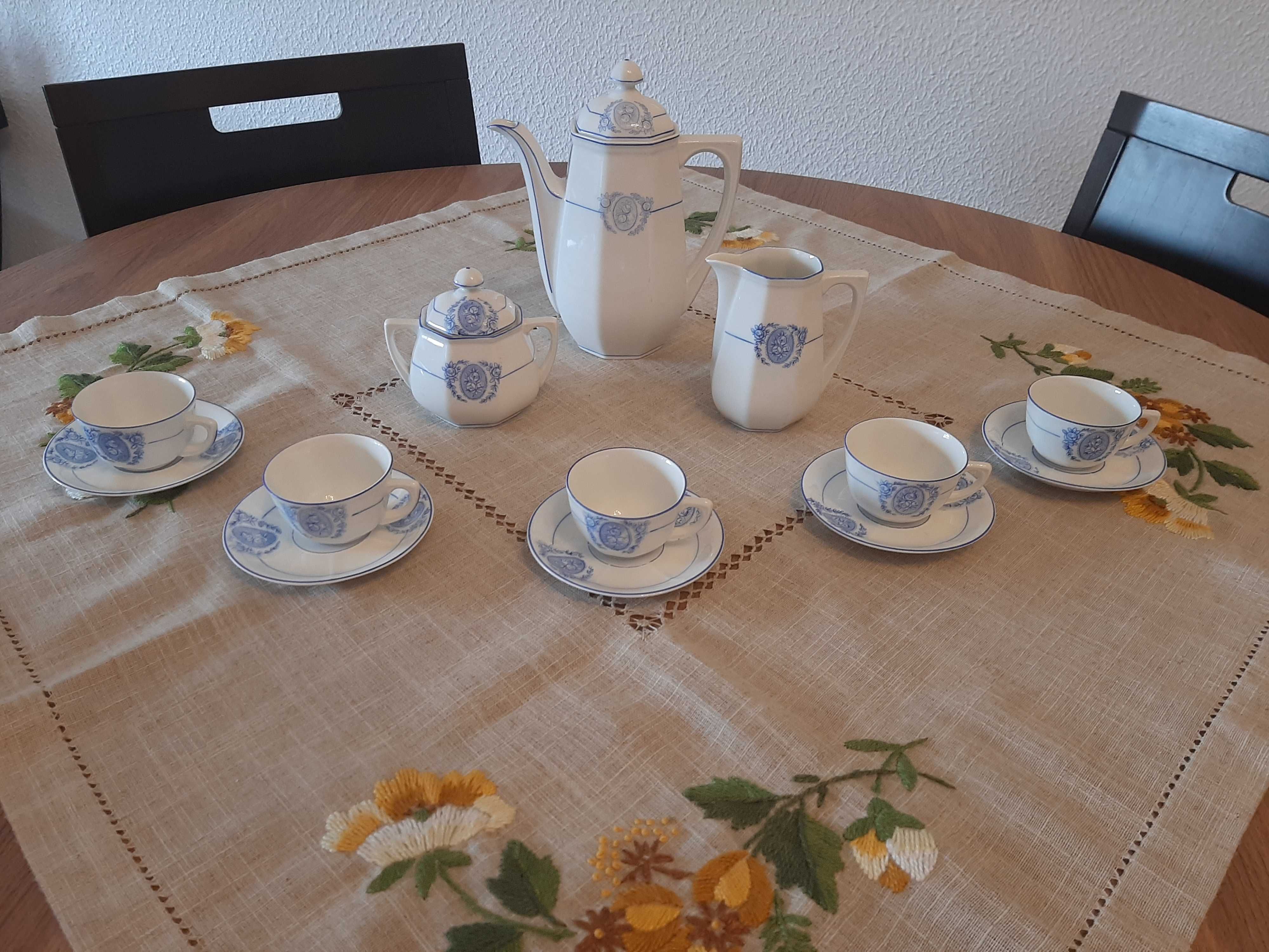Serviço de Café da Antiga Fábrica de Coimbra