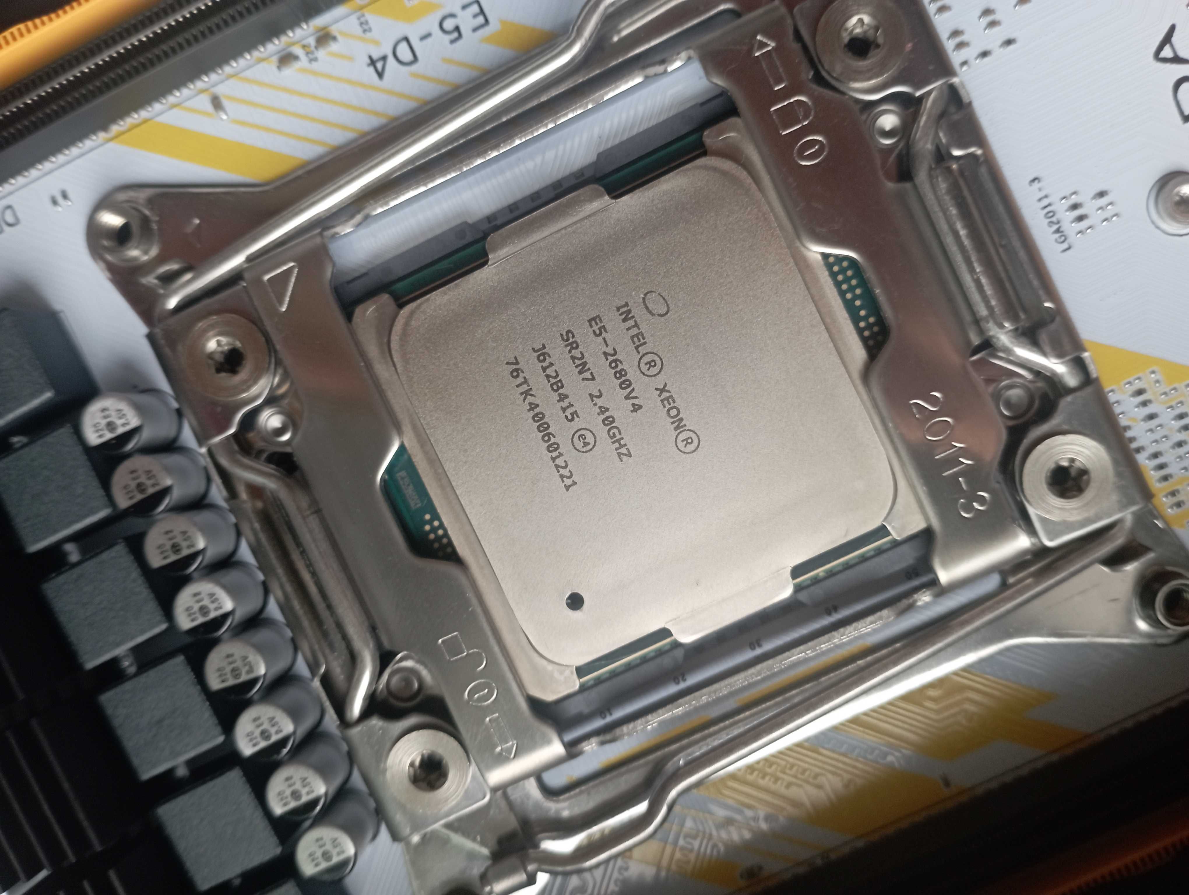 Потужний ігровий комплект Qiyida E5-H5 + Xeon 2680v4 + ddr4 16/32gb