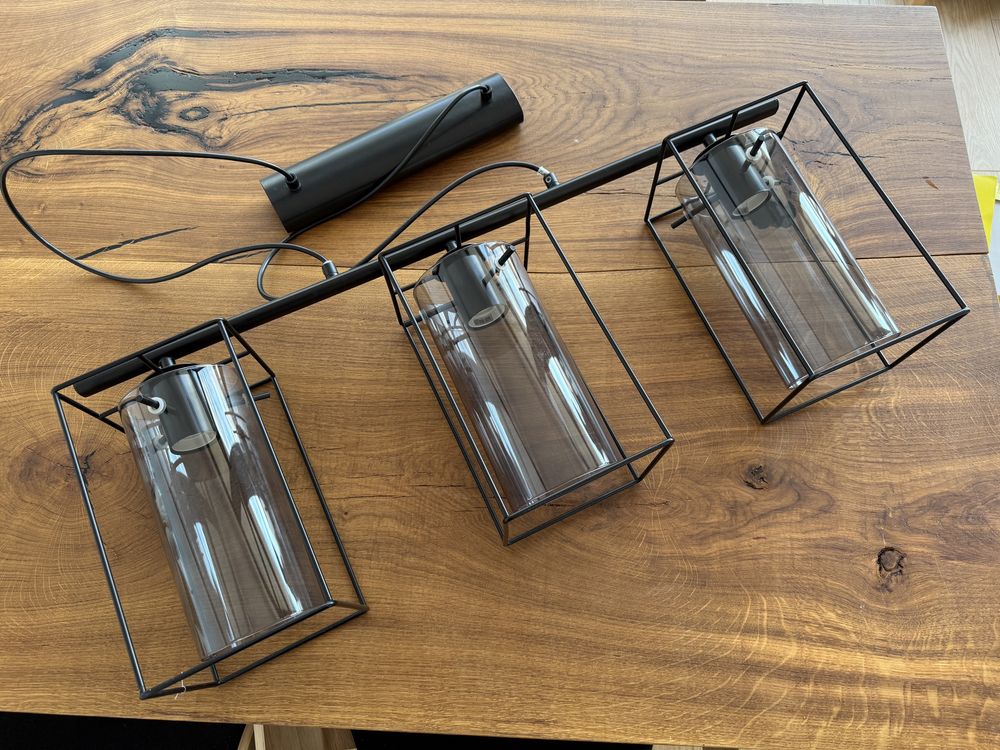 Lampa loftowa potrójna