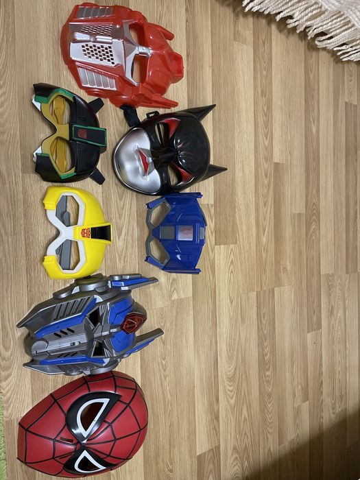 Маски героїв