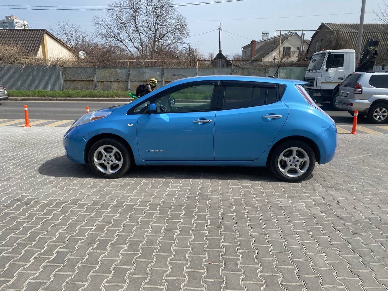 Файний Nissan Leaf 2011. Кожен день на ходу