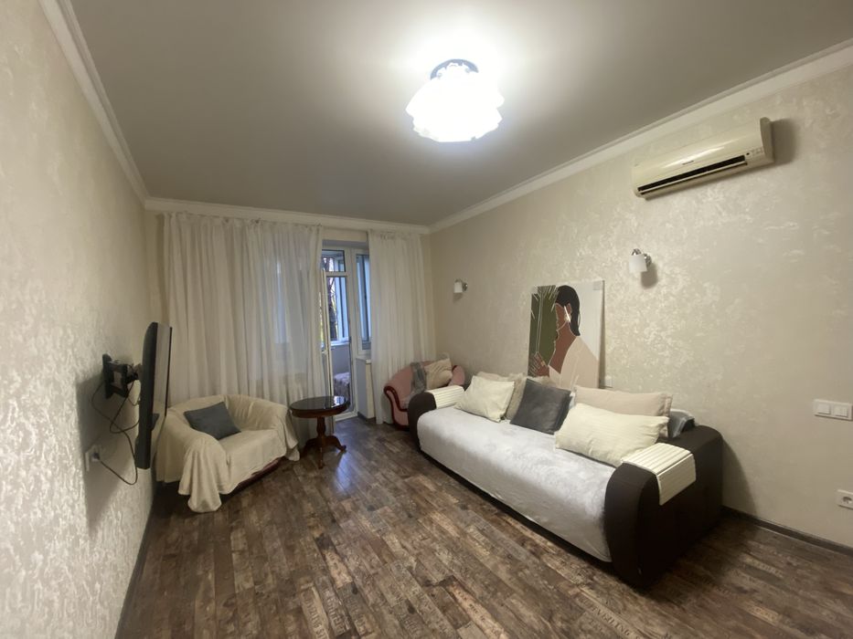 СРОЧНО! Сдам КРАСИВУЮ 2хк квартиру Леонтовича, ЦЕНТР, парк Шевченко