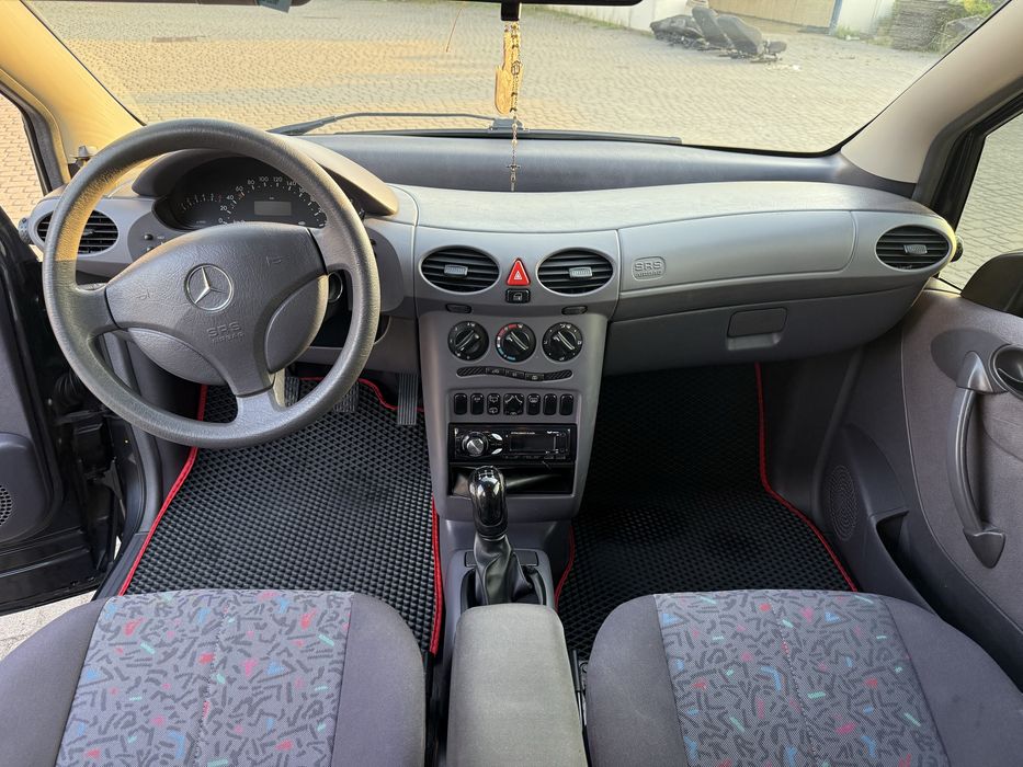Mercedes-Benz a160