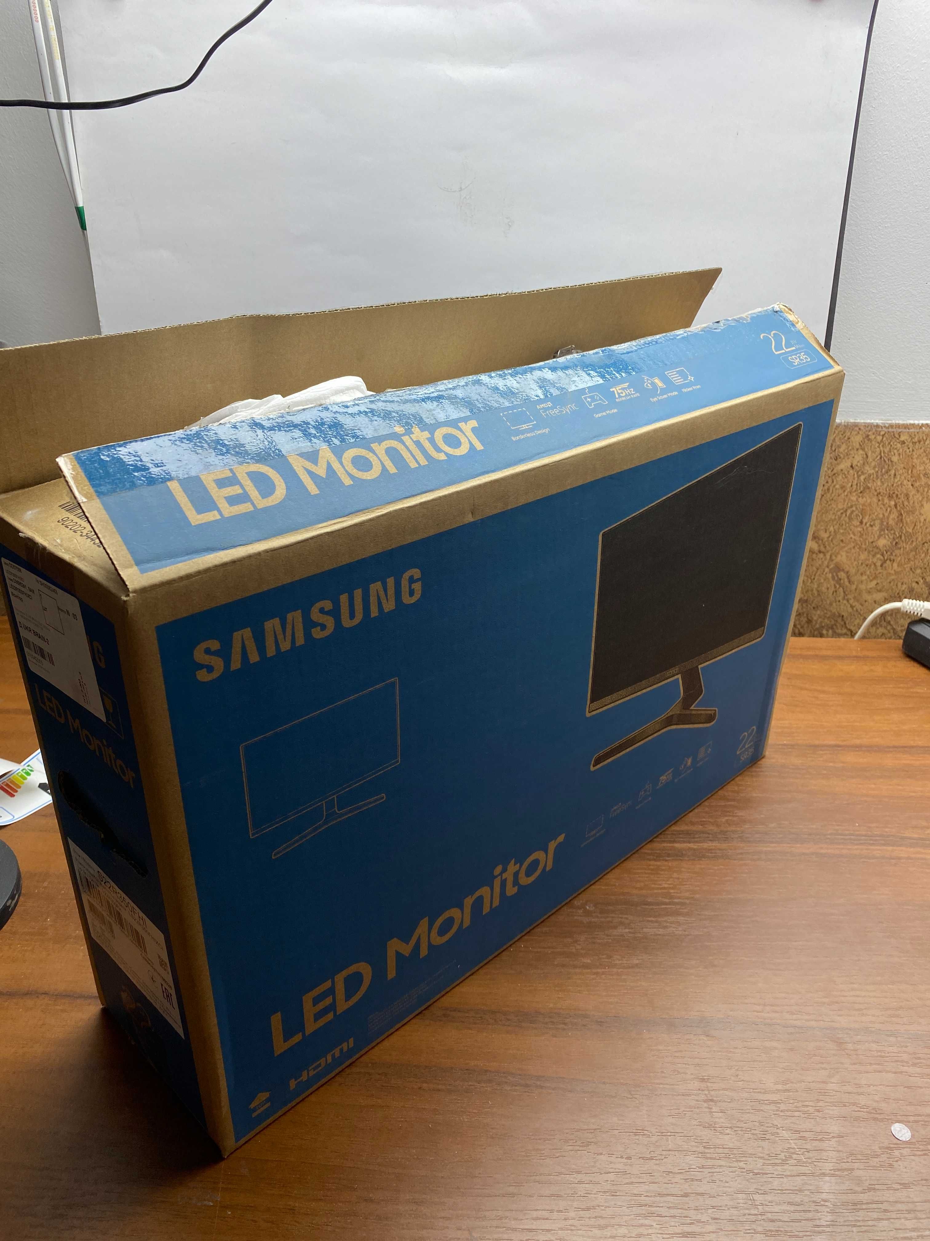 Монітор LED Samsung S22R350FHI