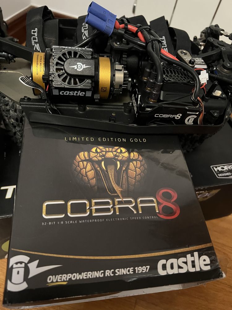 Combo castle creations cobra 8, 2200kv gold edition v2