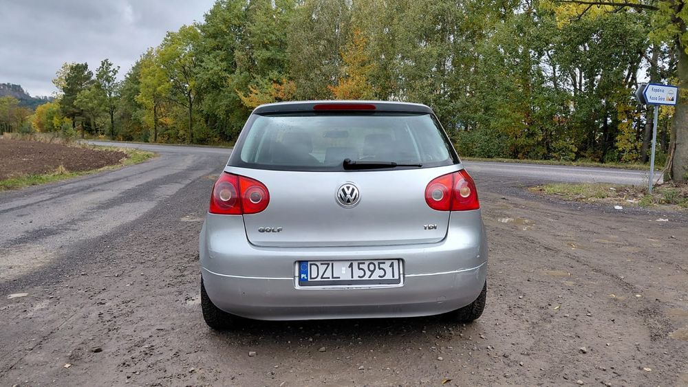 Volkswagen  Golf V 1.9 TDI