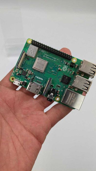 Одноплатний комп’ютер Raspberry Pi 3 Model B+