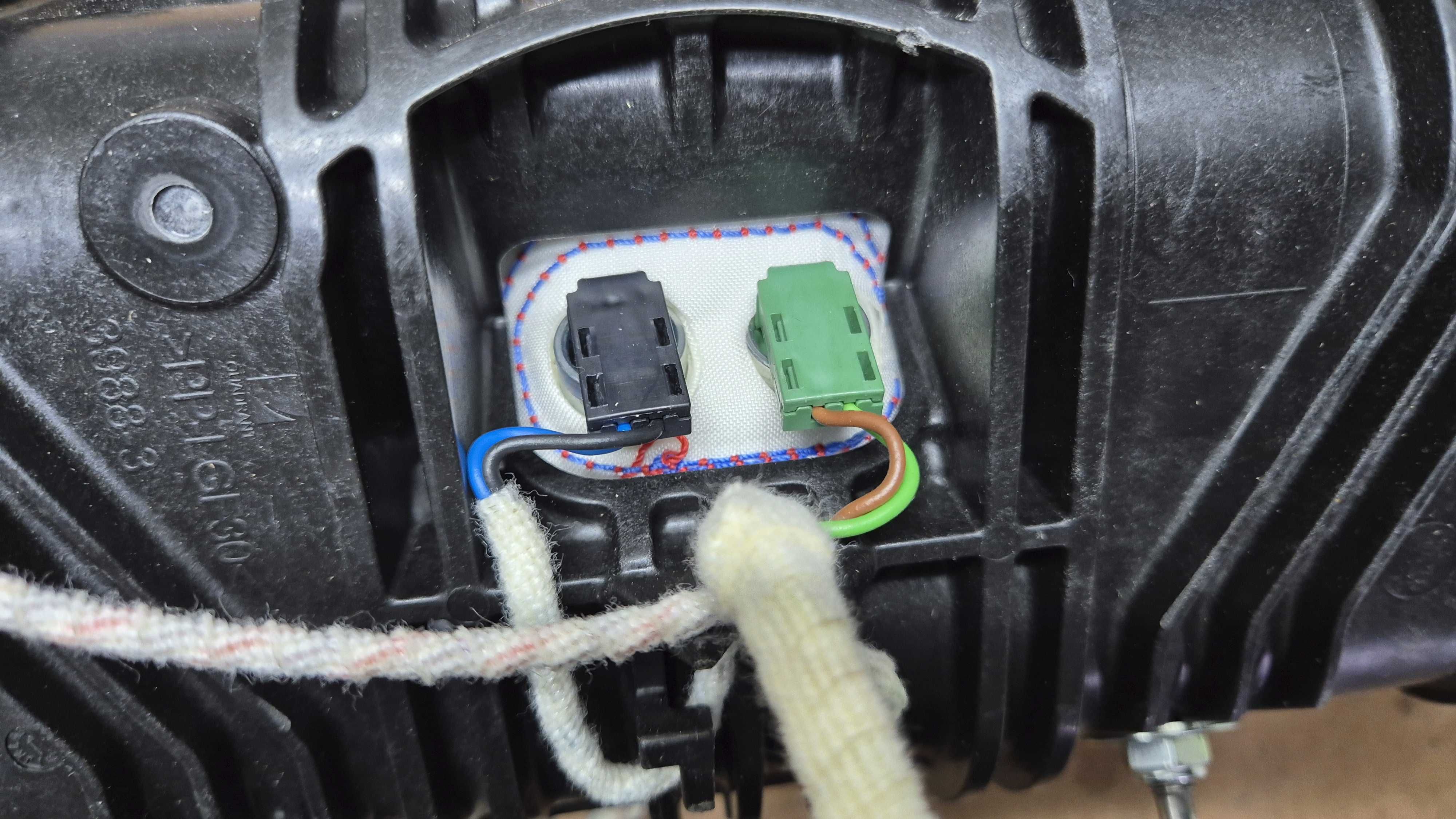 AIRBAG Poduszka powietrzna pasażera w Deskę BMW G30 G11 G12 M5 F90 USA