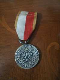 Stary medal czasów PRL