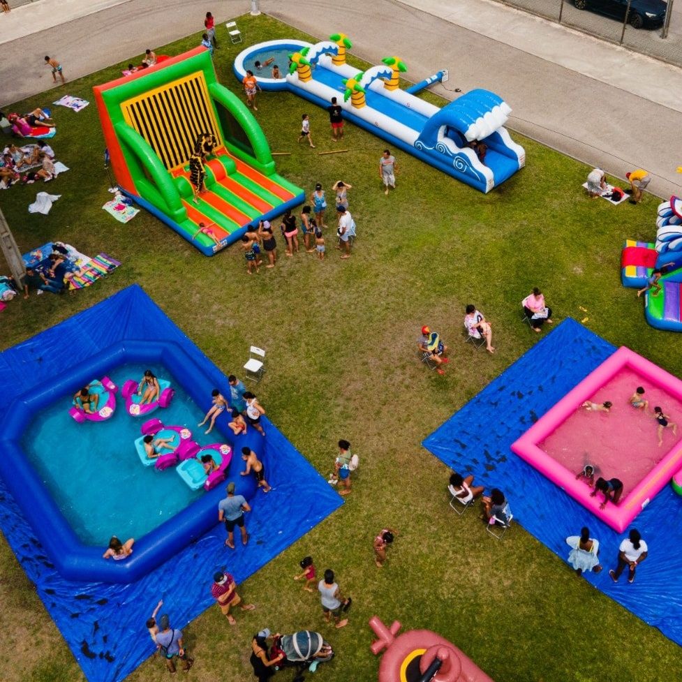 Piscina c/ barquinhos