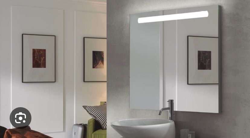 Espelho com LED para casa de banho