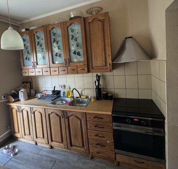 Meble kuchenne drewniane fronty