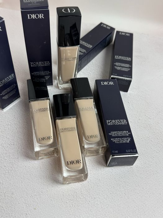 Кремовий коректор консілєр Dior Forever 1N