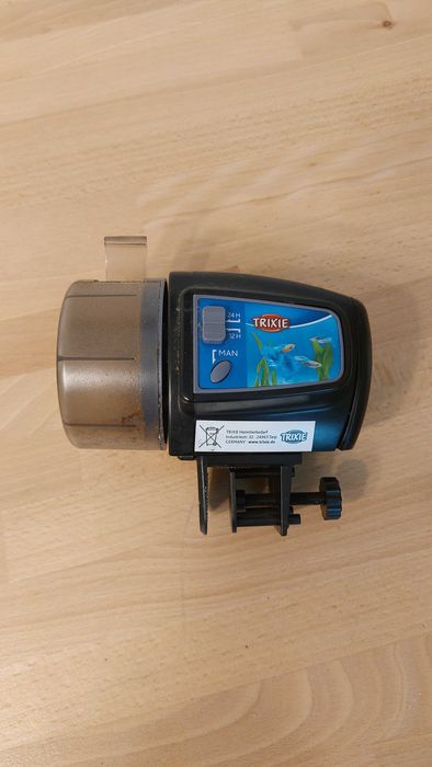 Karmnik dla ryb trixie