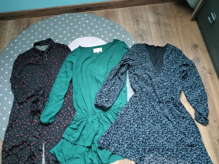 Sukienki 3 pak rozmiar S Sinsay Mohito