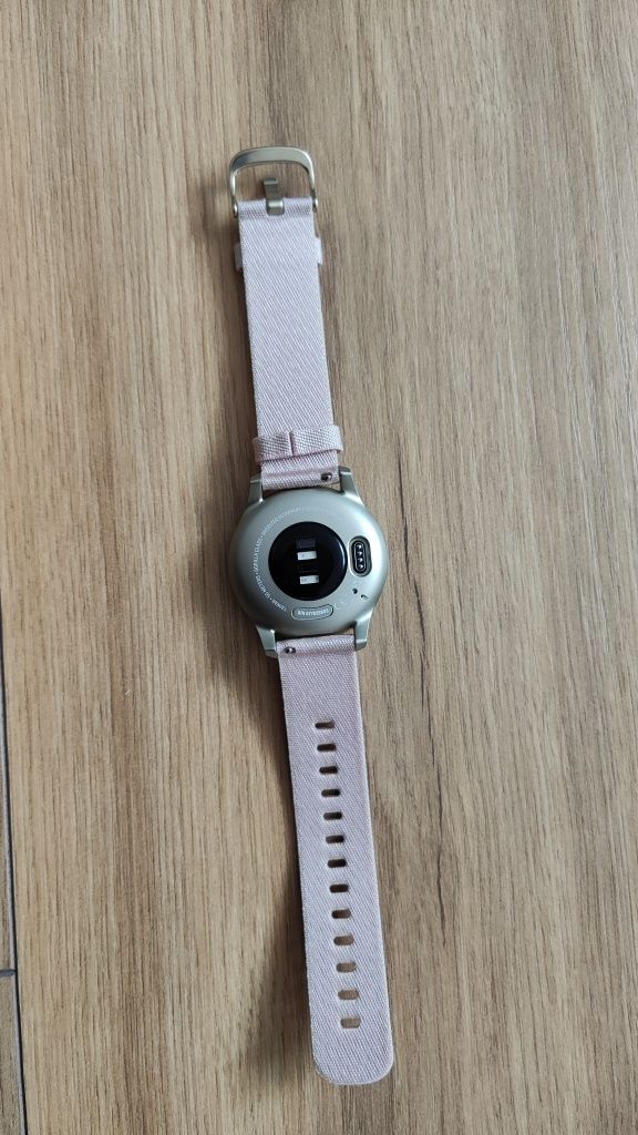 Garmin Vivomove Style Jasnozłoty nowy