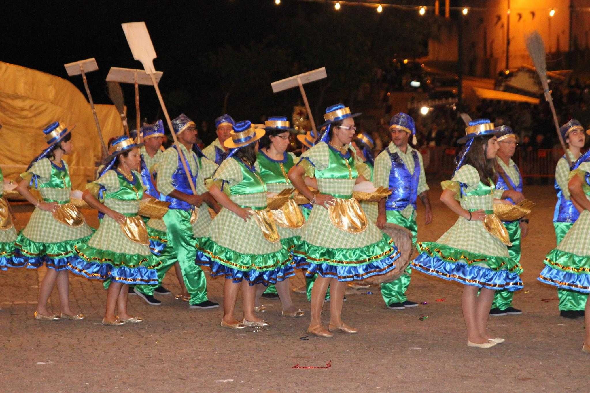 Roupa homem/mulher para Marchas