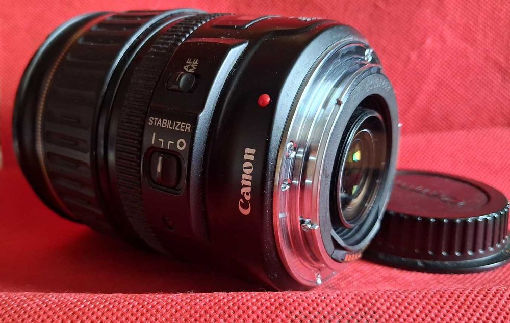 Объектив Canon zoom lens ef 28-135mm 1:3,5-5,6 IS, Ø 72mm