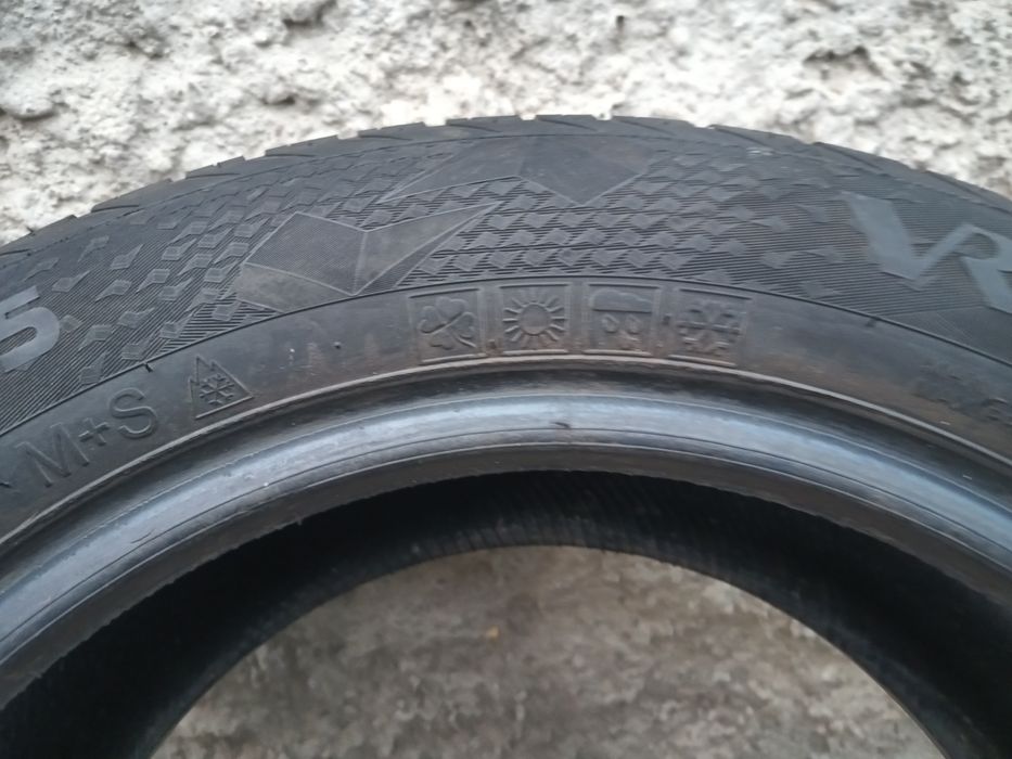 Резина 185/65/15 Нидерланды  r15 Vredestein