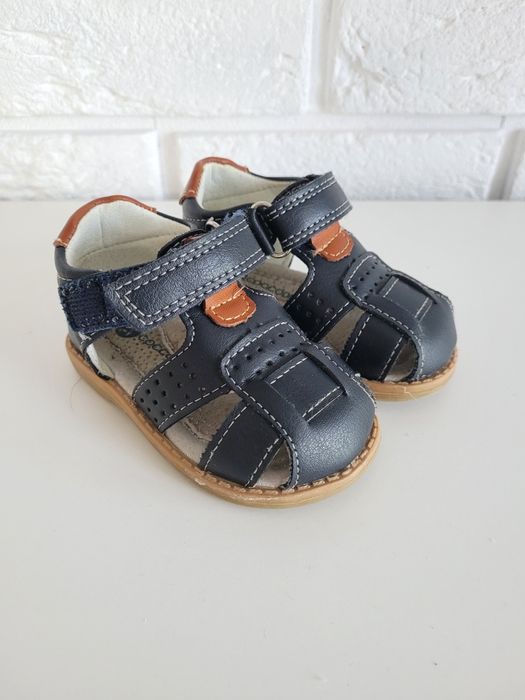 Sandały 19 11cm skórzane Coccodrillo