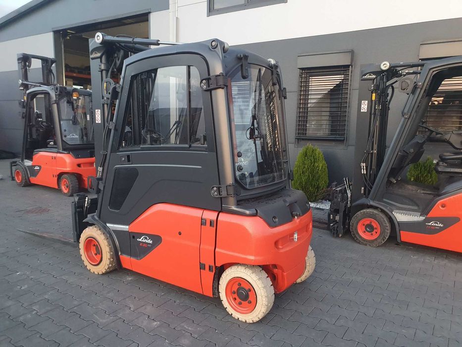 Wózek LINDE E20PL Elektryk 4 sekcje Kabina Ogrzewanie , E20PH E25 E18