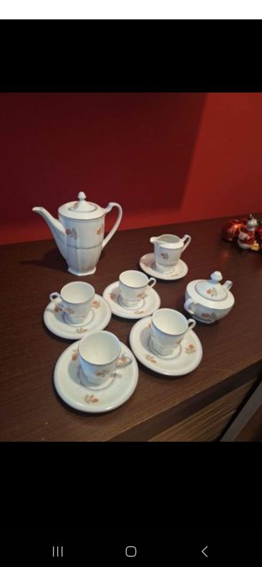 Conjunto em loiça de café em estado      Vista Alegreimpeck