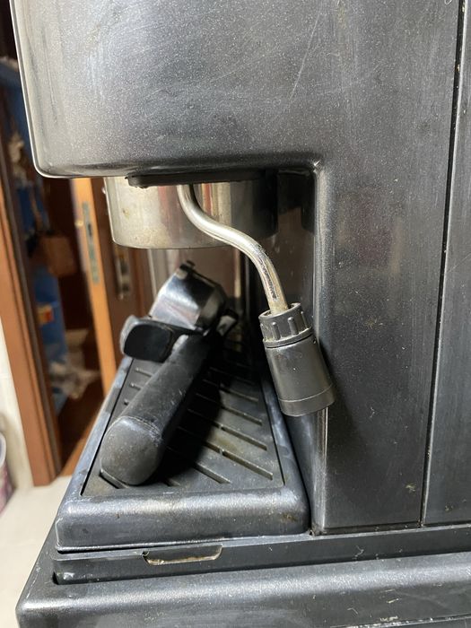 Maquina de cafe com moinho
