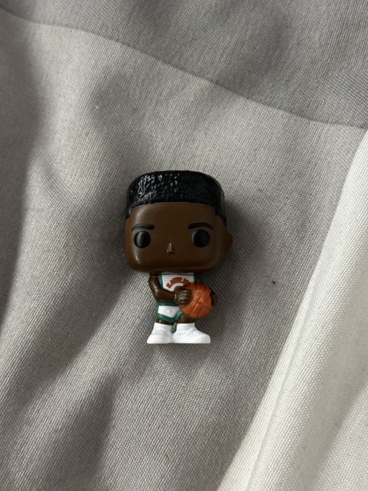 Lucas Stranger Things Kinder Joy