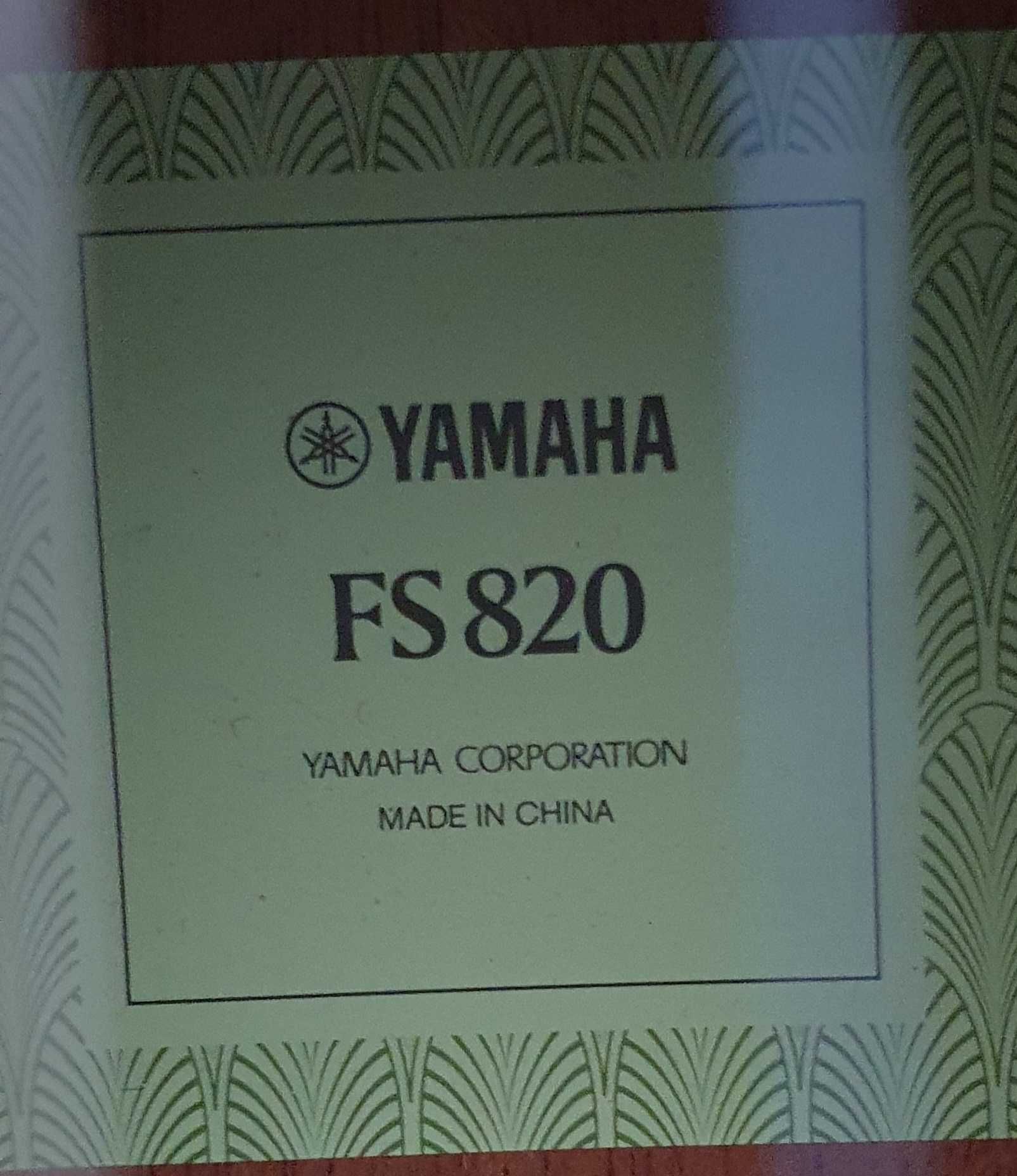 Акустическая гитара YAMAHA FS820