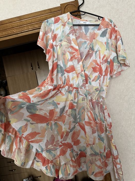 Комбінезон сукня з шортами