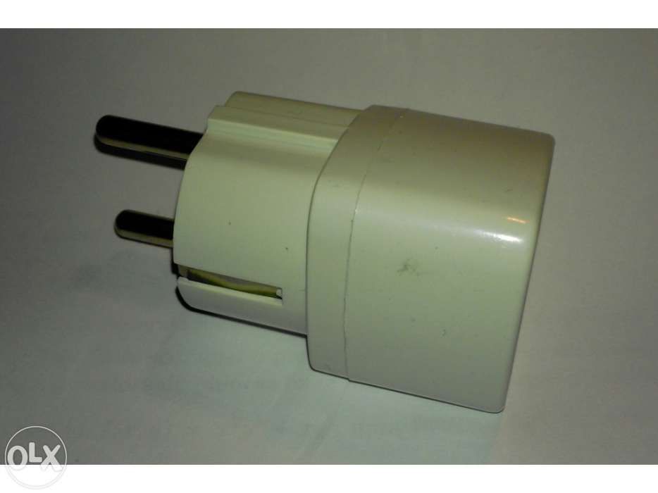 Adaptador para ficha Universal