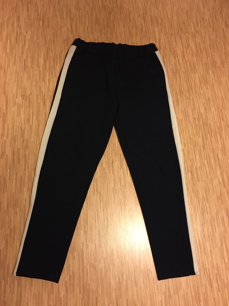 Nowe spodnie z lampasami r. XL