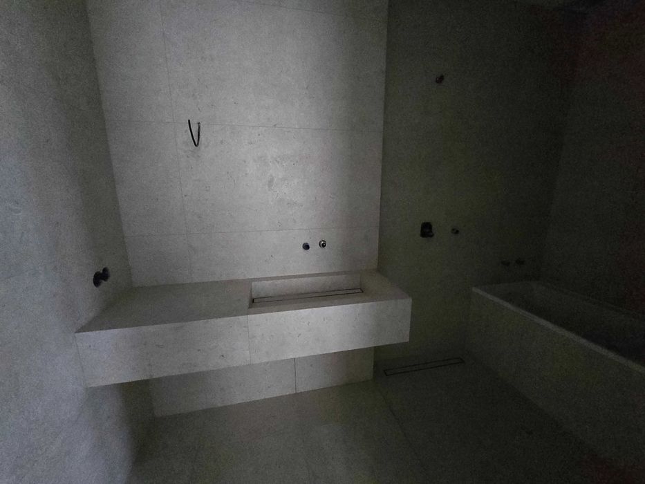 Продам 4-к квартиру(182м2)в клубному будинку з видом на Ботанічний сад