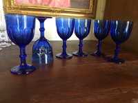 Красивейшие синие полуграненные Бокалы для вина   Rivili  Noir