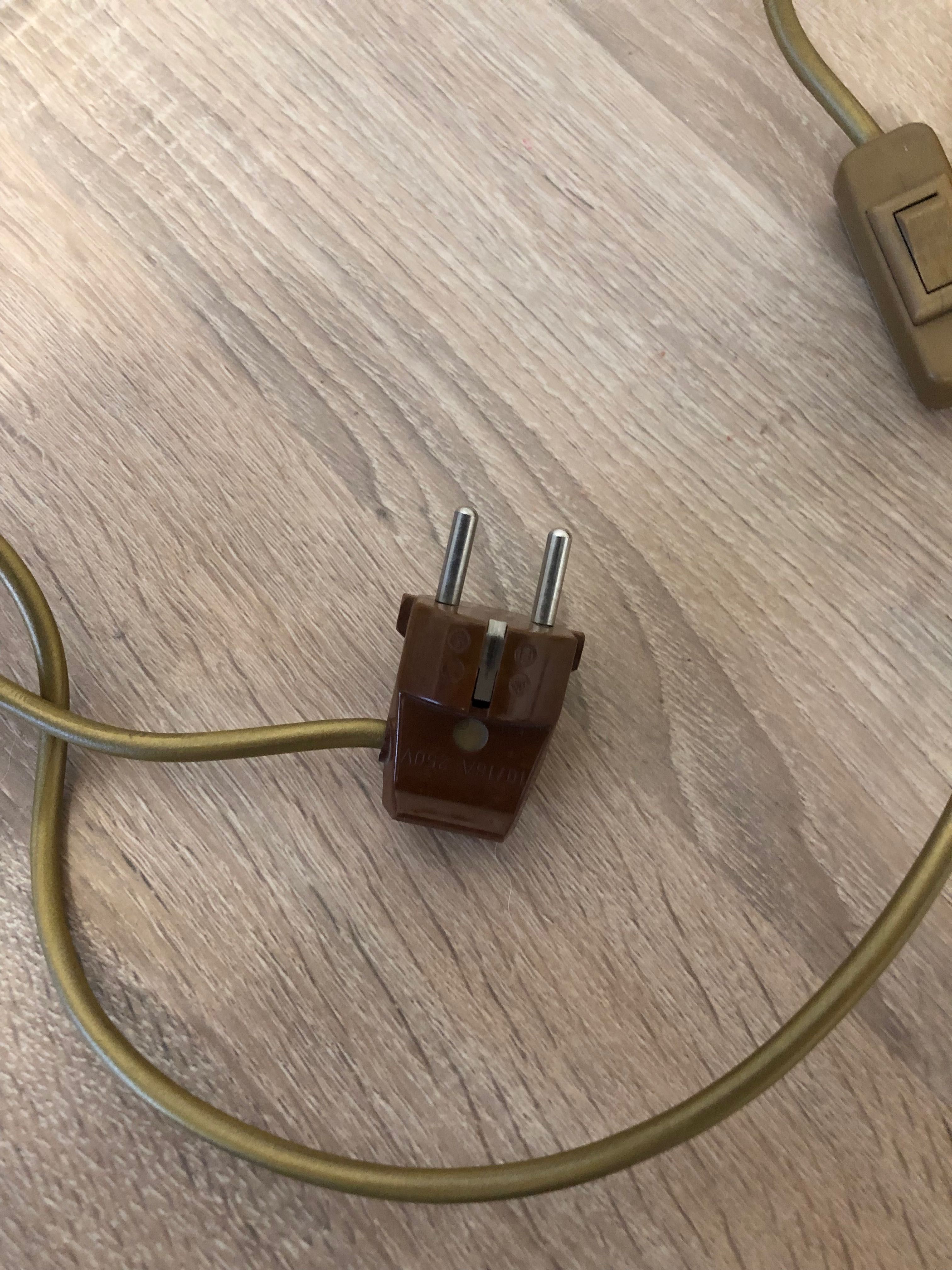 Lampa i żyrandol witrażowy