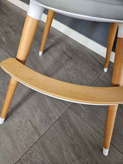 Krzesełko do karmienia KinderKraft kolor szary