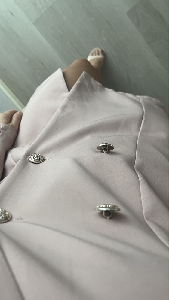 New Collection sukienka marynarka dwurzędowa