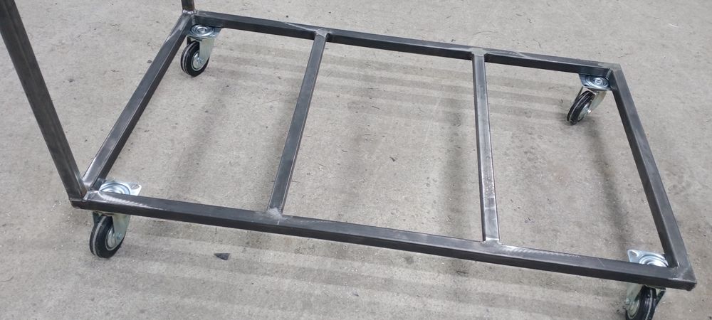 Wózek transportowy ręczny