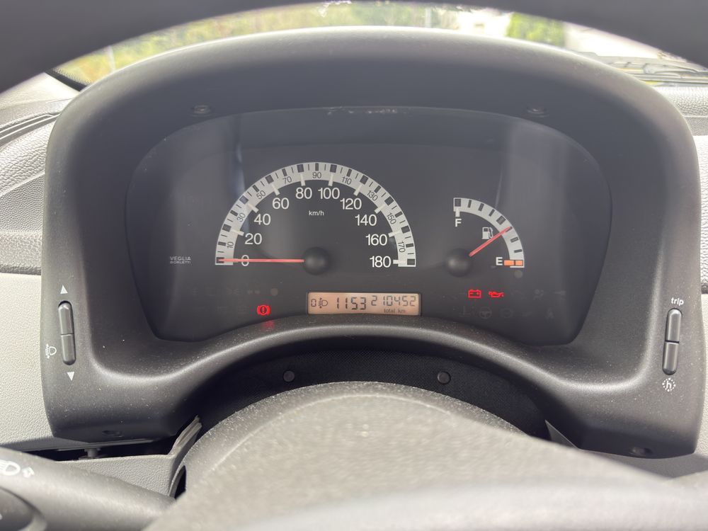 FIAT PUNTO  ano 2000