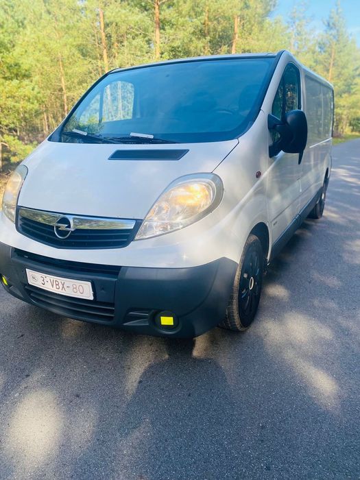Opel Vivaro Opel vivaro long 2009 rok