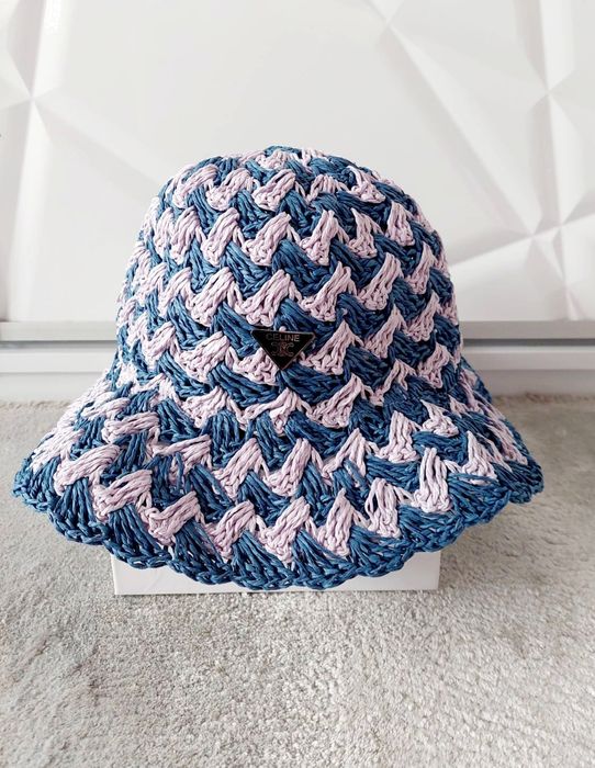 Celine szydełkowy kapelusz bucket hat sizal plażowy niebieski biały
