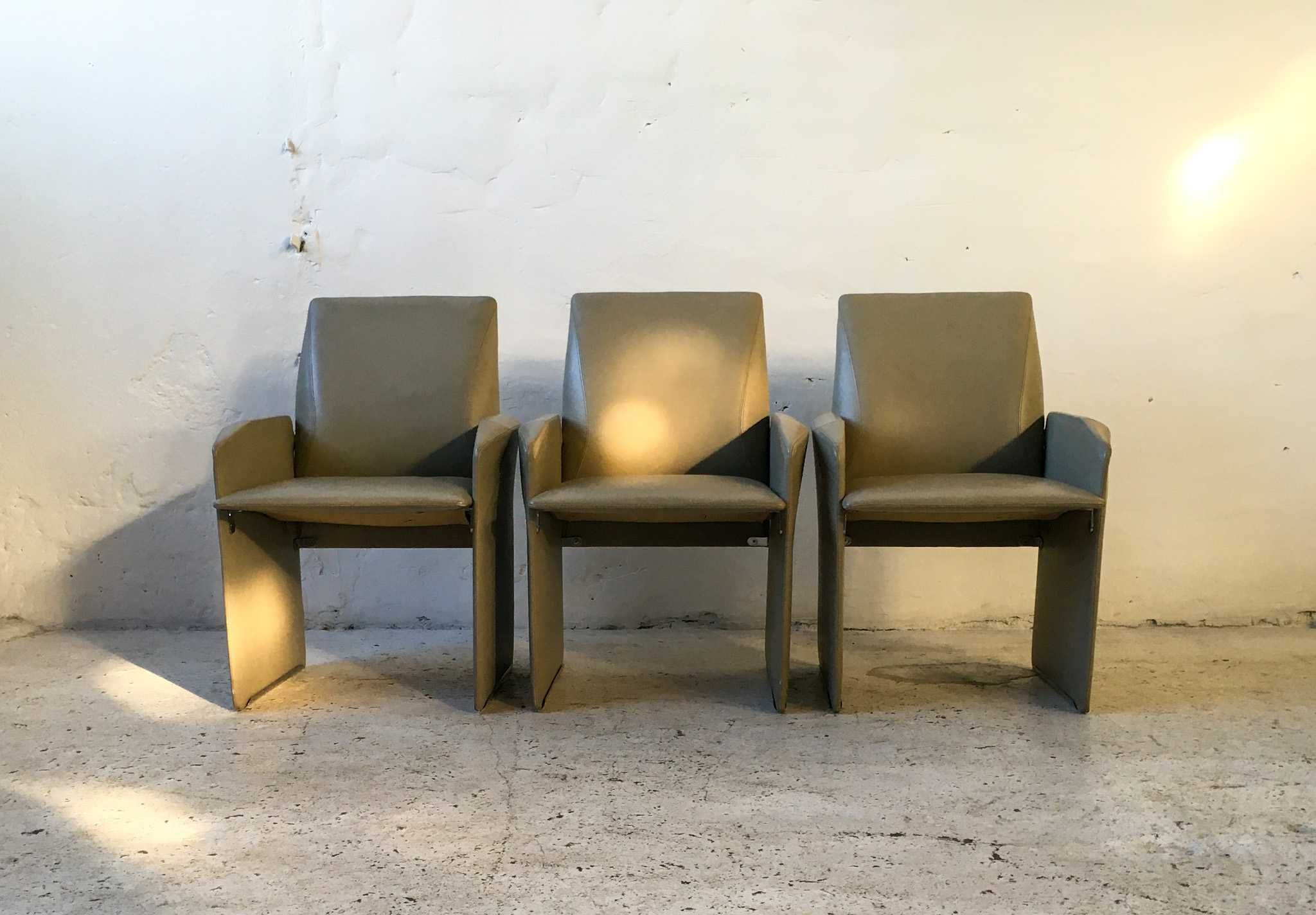 Saporiti włoskie fotele proj Giovanni Offredi lata 80 vintage design