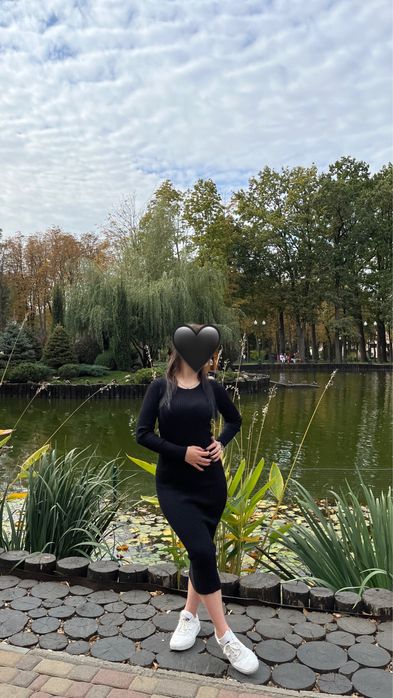 Платье теплое миди