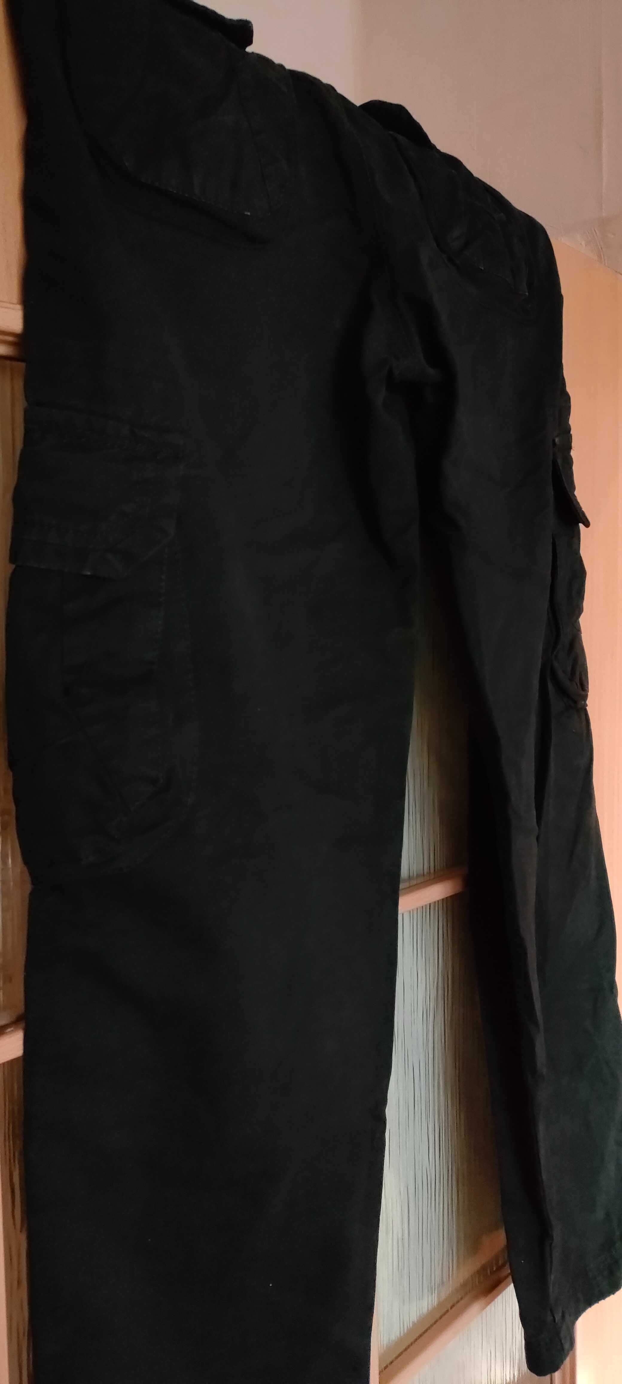 Spodnie bojówki czarne w bdb stanie kolor czarny rozmiar 32 84 cm pas