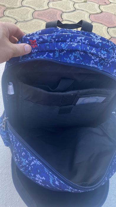 Школьный рюкзак YES, очень много отделений для всего