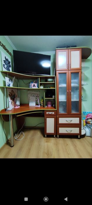 Стіл кутовий + шафа